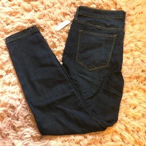 Old Navy Rockstar Mid Rise 18